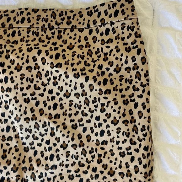 J.Crew No. 2 leopard midi skirt - Picture 4 of 9